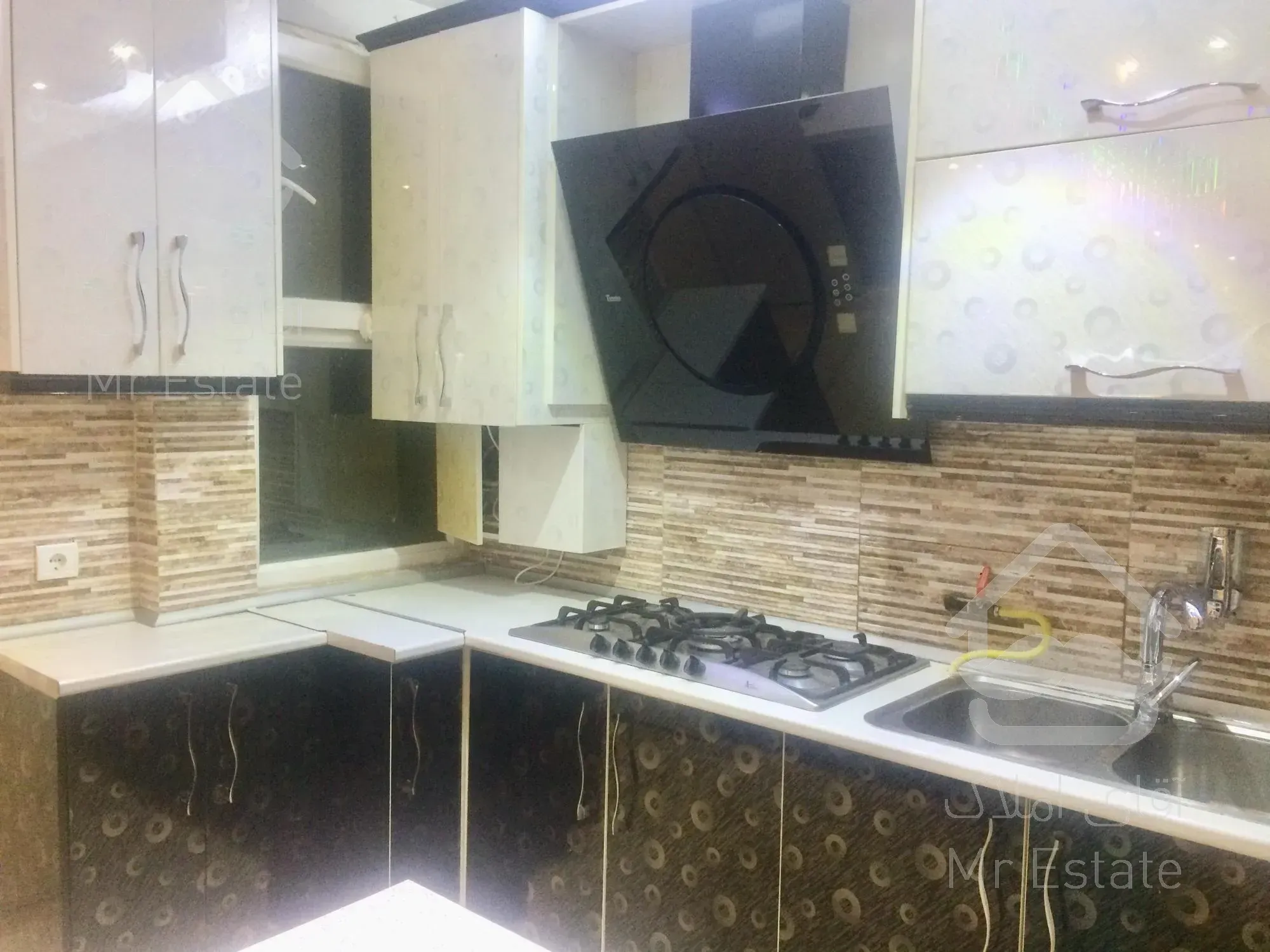 ۷۹ متر آپارتمان مسکونی واقع در بهنام