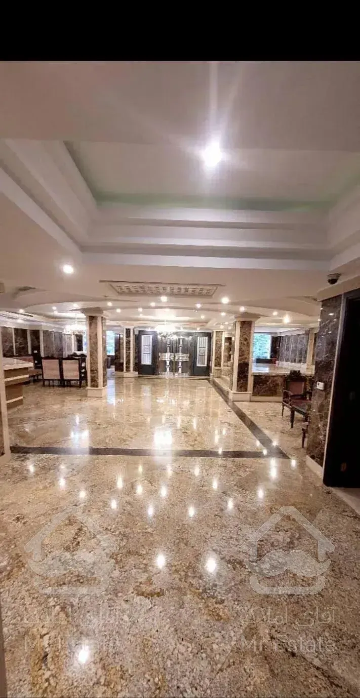 / ۳۰۰۰متر/۶تا۵۰۰متر/زعفرانیه/کلید نخورده