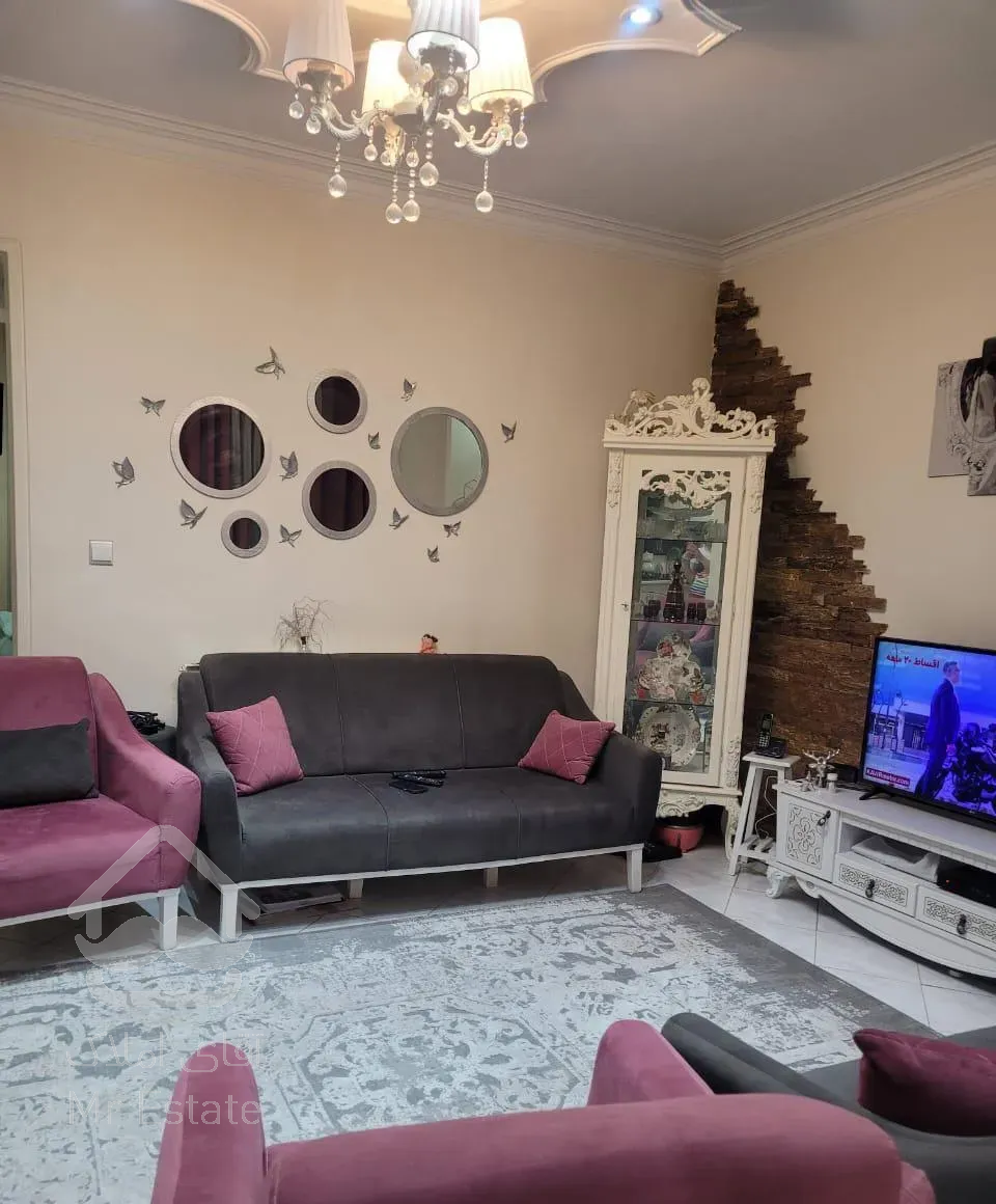 ۵۵متری یک خوابه کم واحد سالن پرده خور