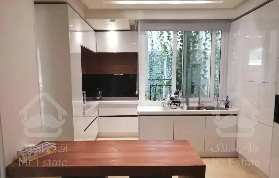 200 متر ۳ خواب فول مشاعات پابرجا