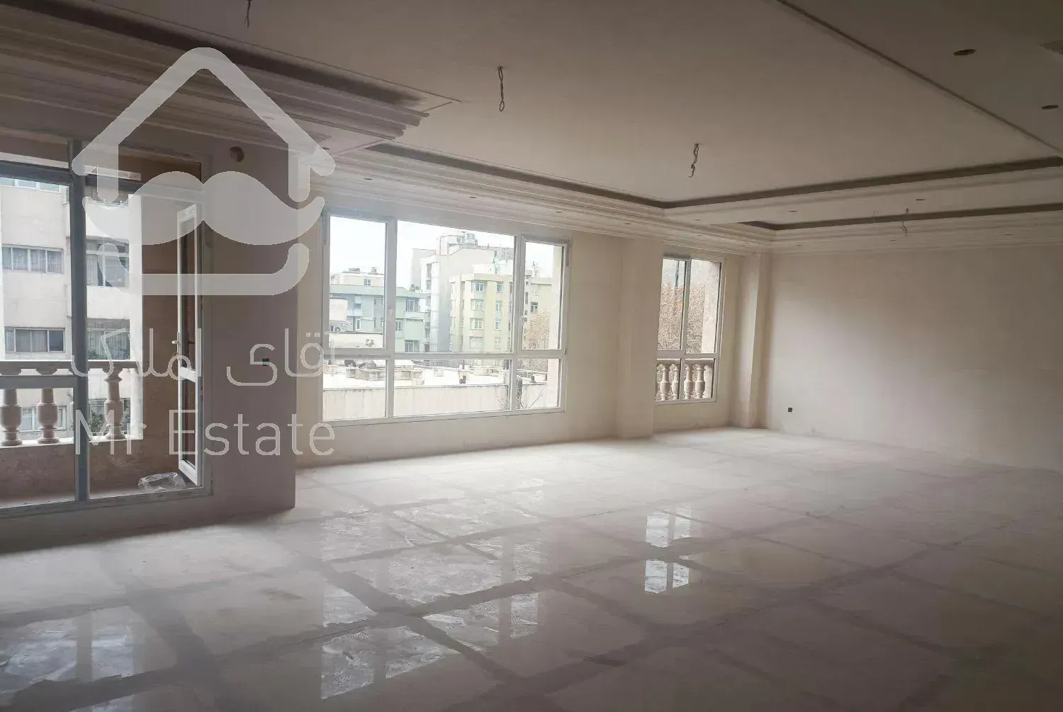 ۱۹۸متر.کلید نخورده.خ آبان شمالی.زرتشت