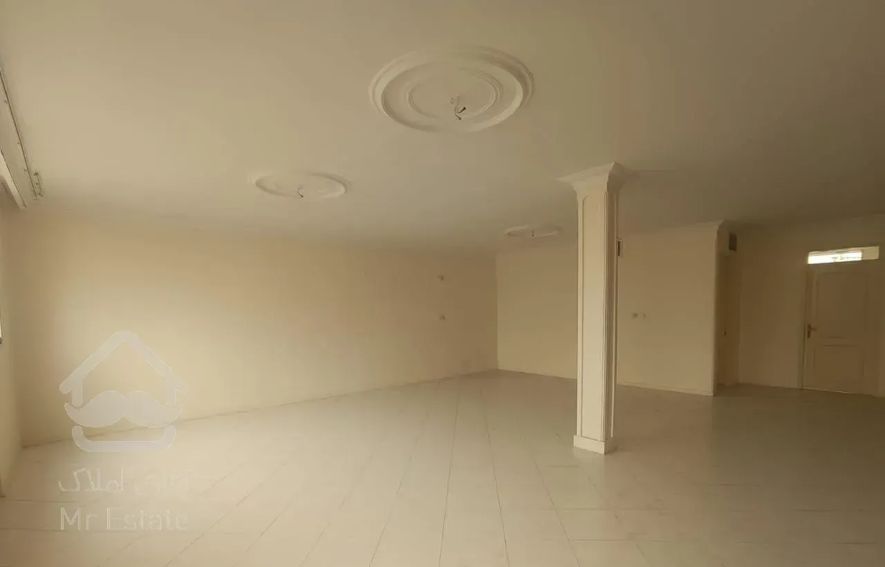 آپارتمان ۱۹۰ متری ۳ خوابه-میدان سلماس-آماده سکونت