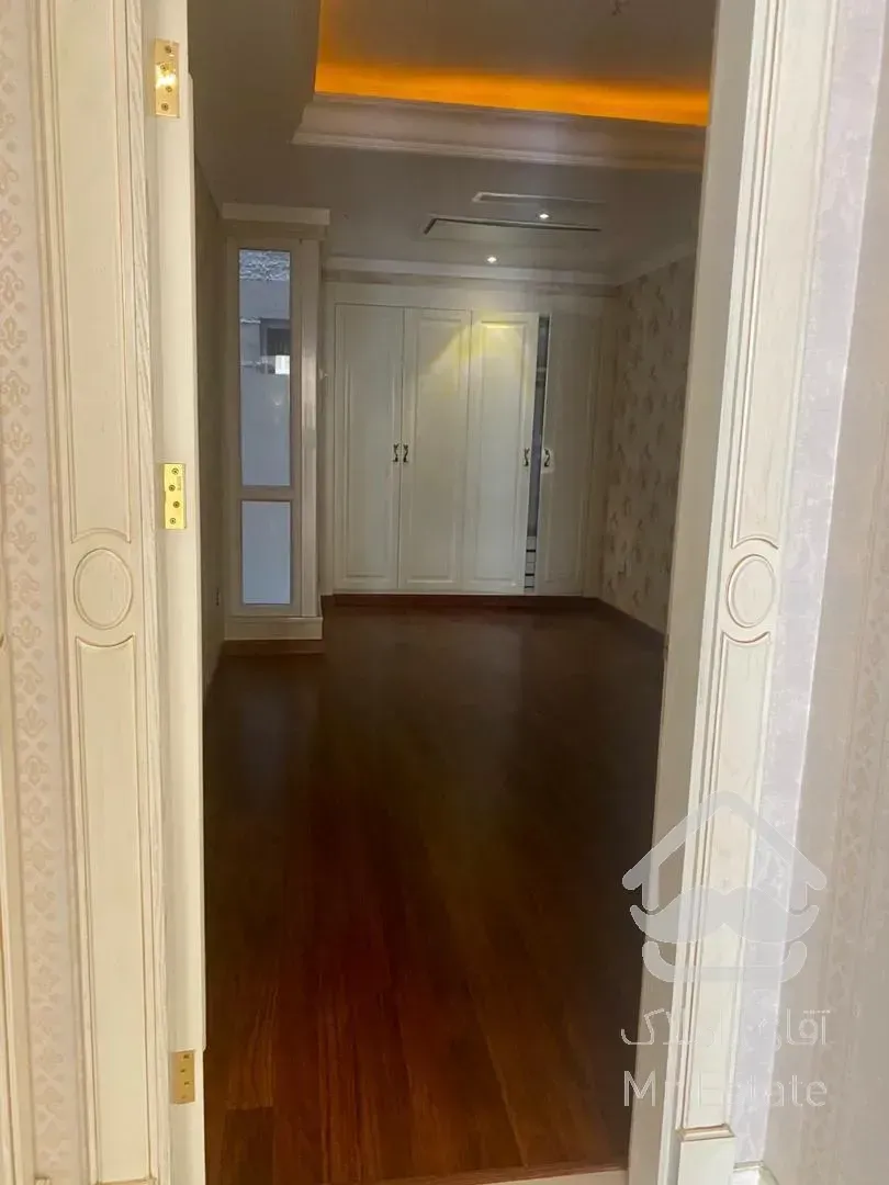 فروش آپارتمان ولنجک 225  متر لاکچری