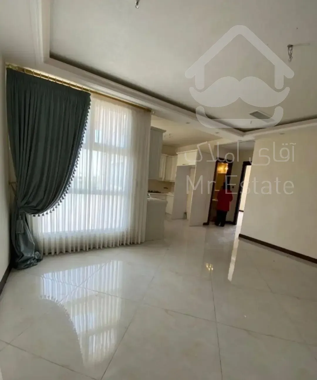 62 متر ۲خواب سالن پرده خور (غرق نور )