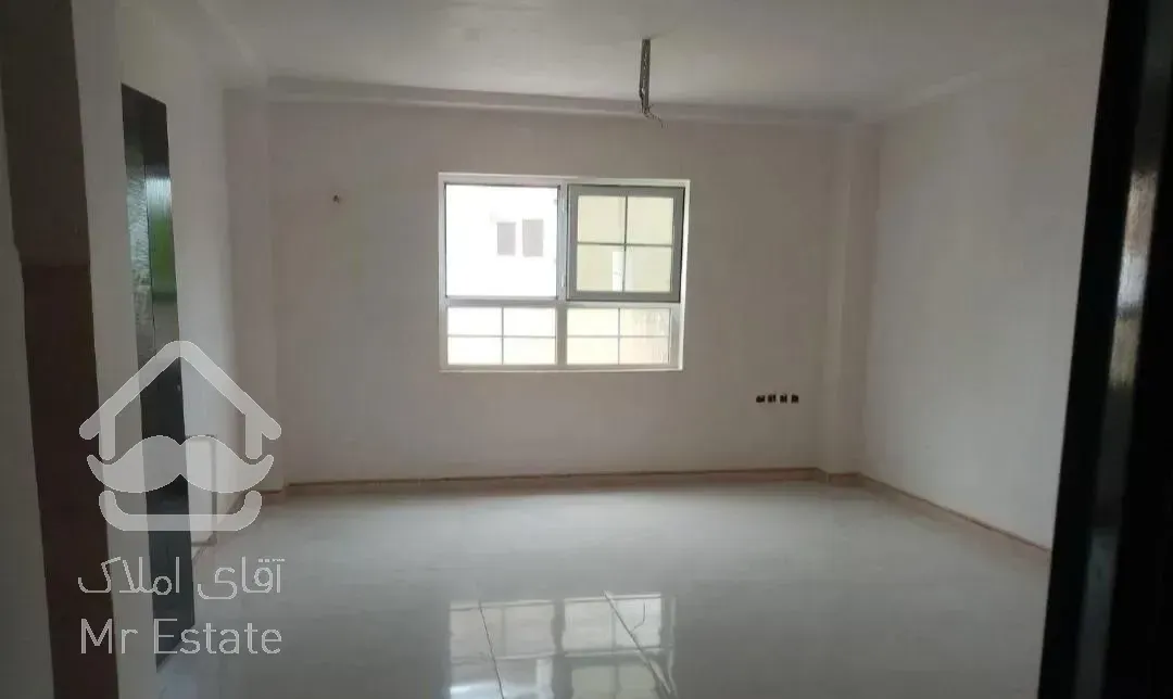 ساختمان 4 واحدی در دوطبقه روستای گلها(گربه کوچه)