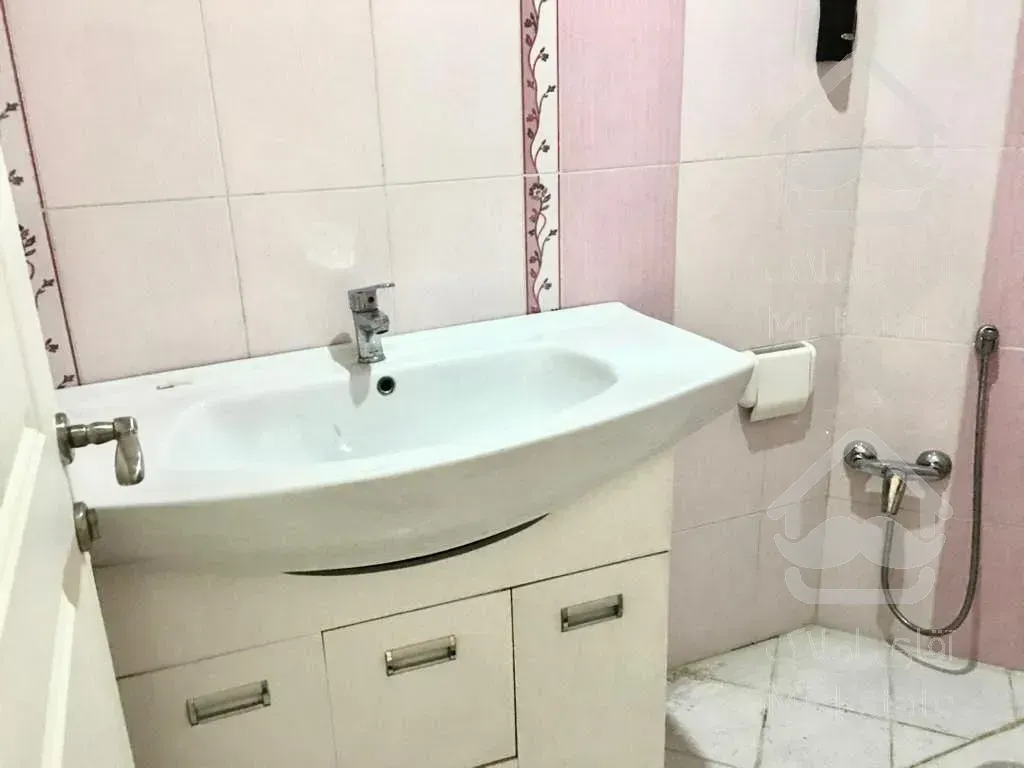 اپارتمان ۱۳۸ متری