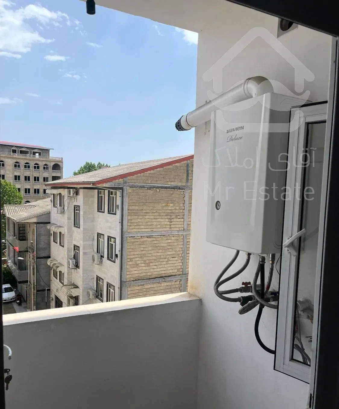 90متری/تک واحدی/نوساز/پارکینگ/کوچه اصغری