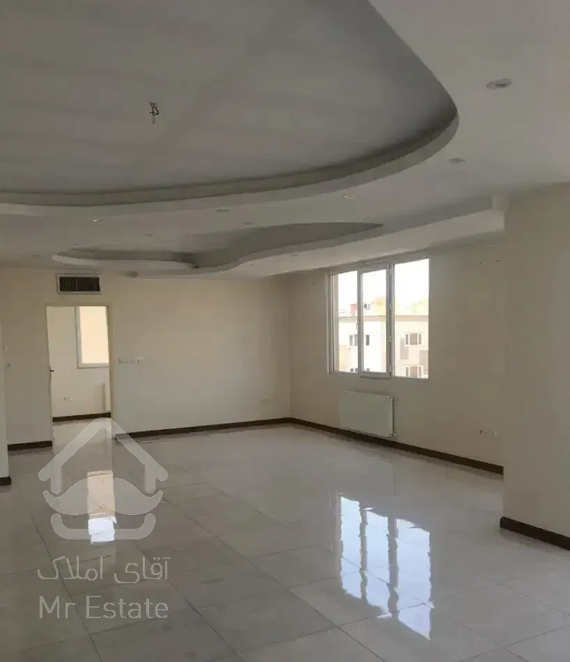 آپارتمان تک واحدی فول امکانات غرق نور