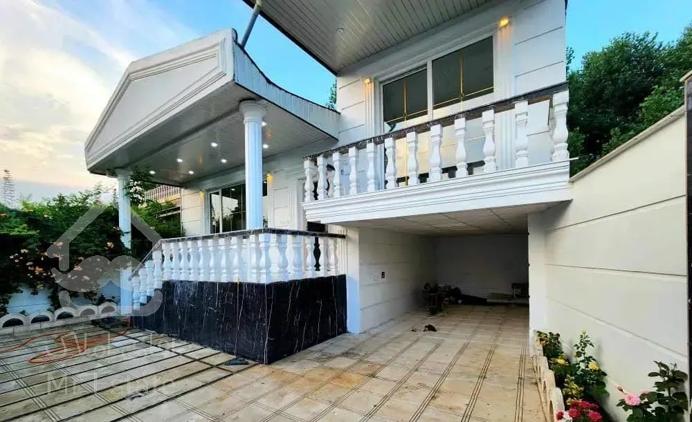 فروش ویلا سند دار 190 متری محوطه سازی شده