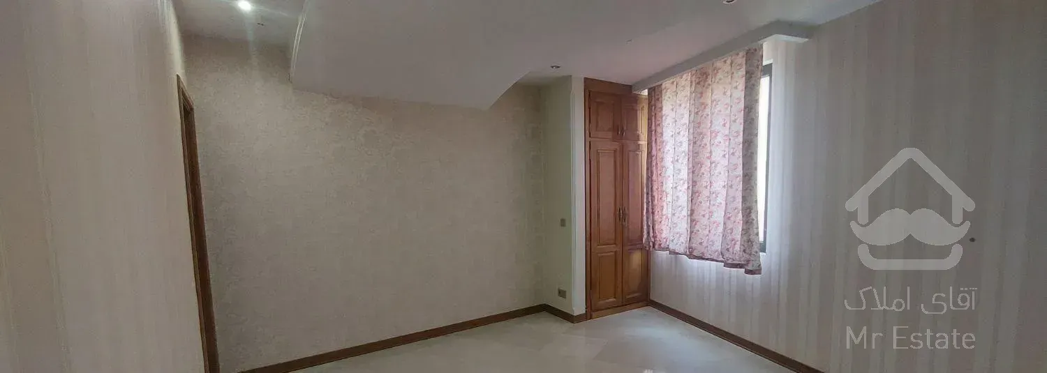 جماران ۱۵۰ متر، ۳ خواب، سه جهت نور