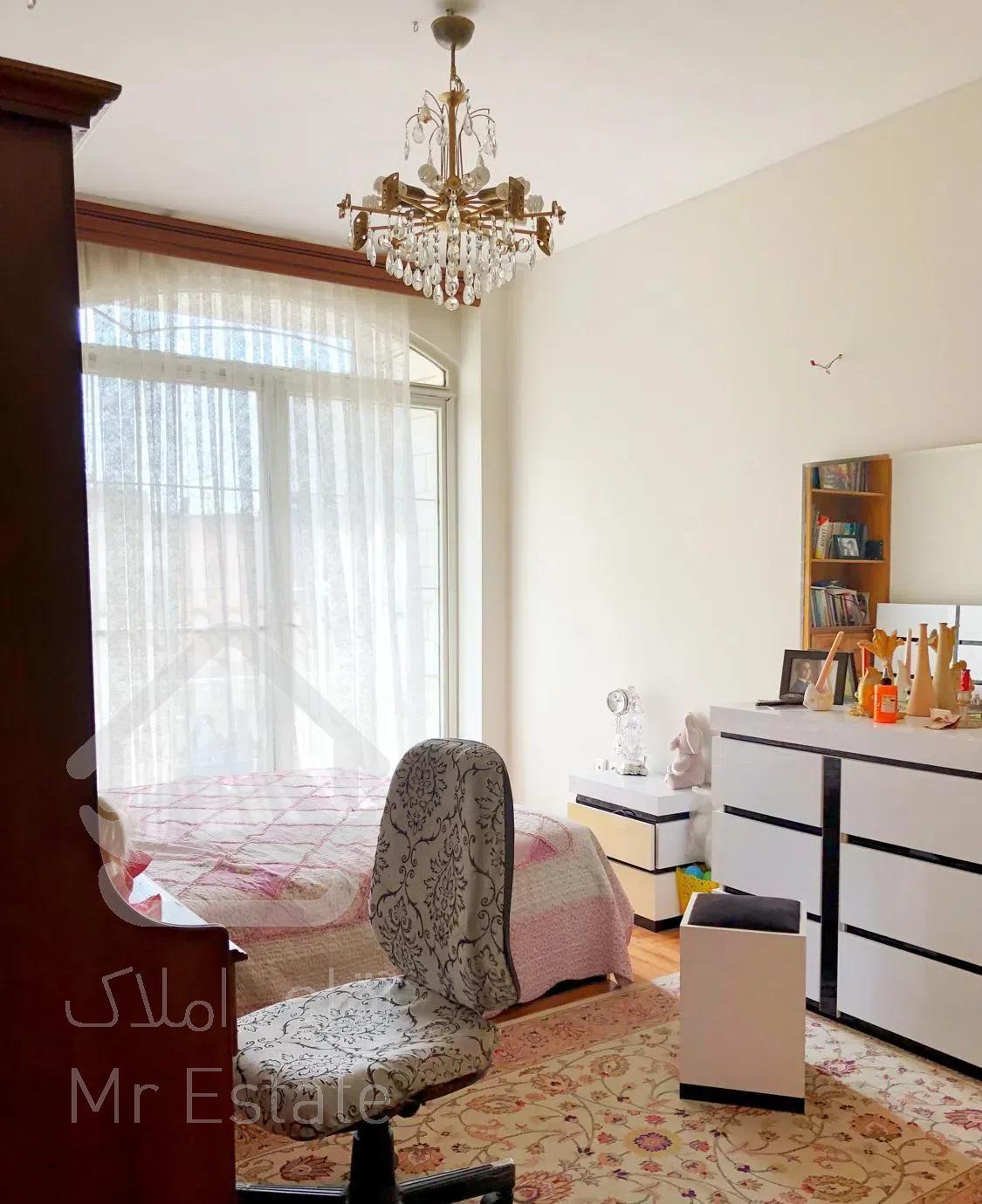 ۱۵۰ متر - ۳خواب  - خوش نقشه - گیشا