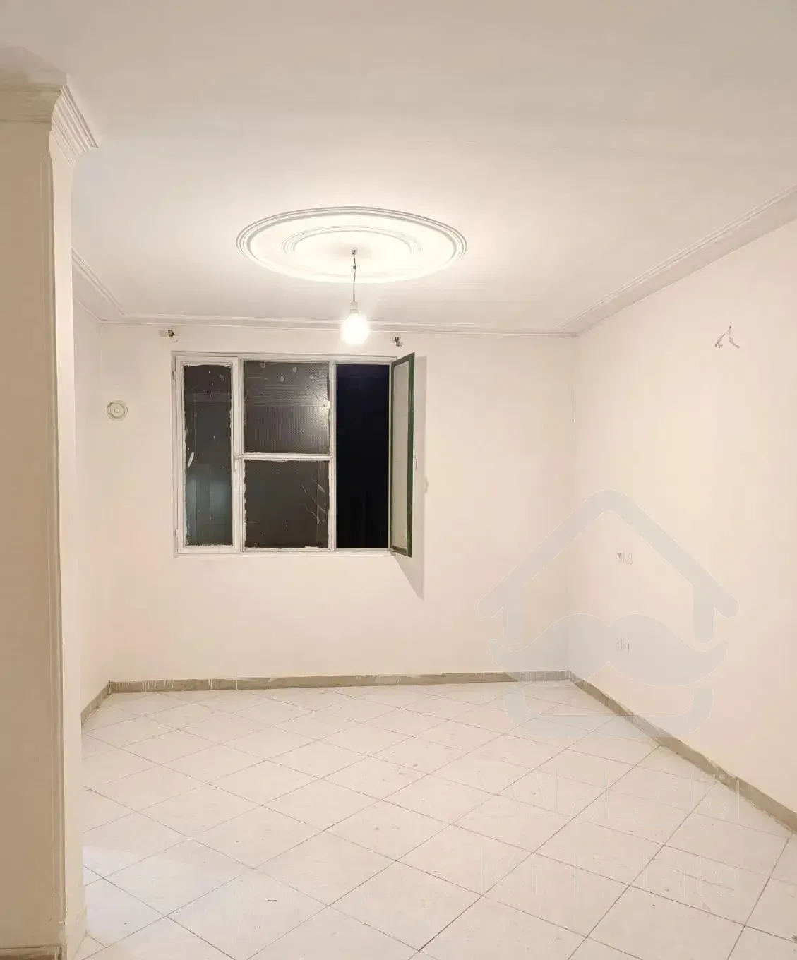 اپارتمان پیروزی قیمت و محل مناسب. دسترسی مترو