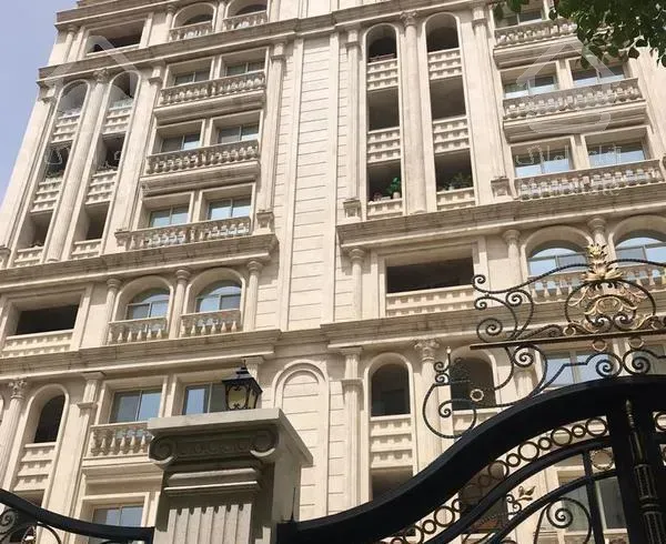 آپارتمان ۲۰۰ متری کامرانیه/۳ پارکینگ سندی