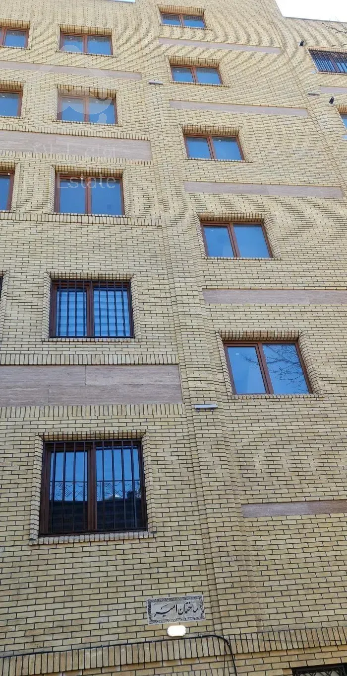 آپارتمان ۸۵ متری نوساز جهت اداری و انبار