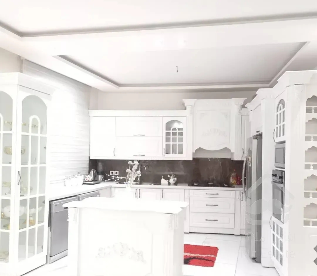 آپارتمان/115متری/پارکینگ اختصاصی