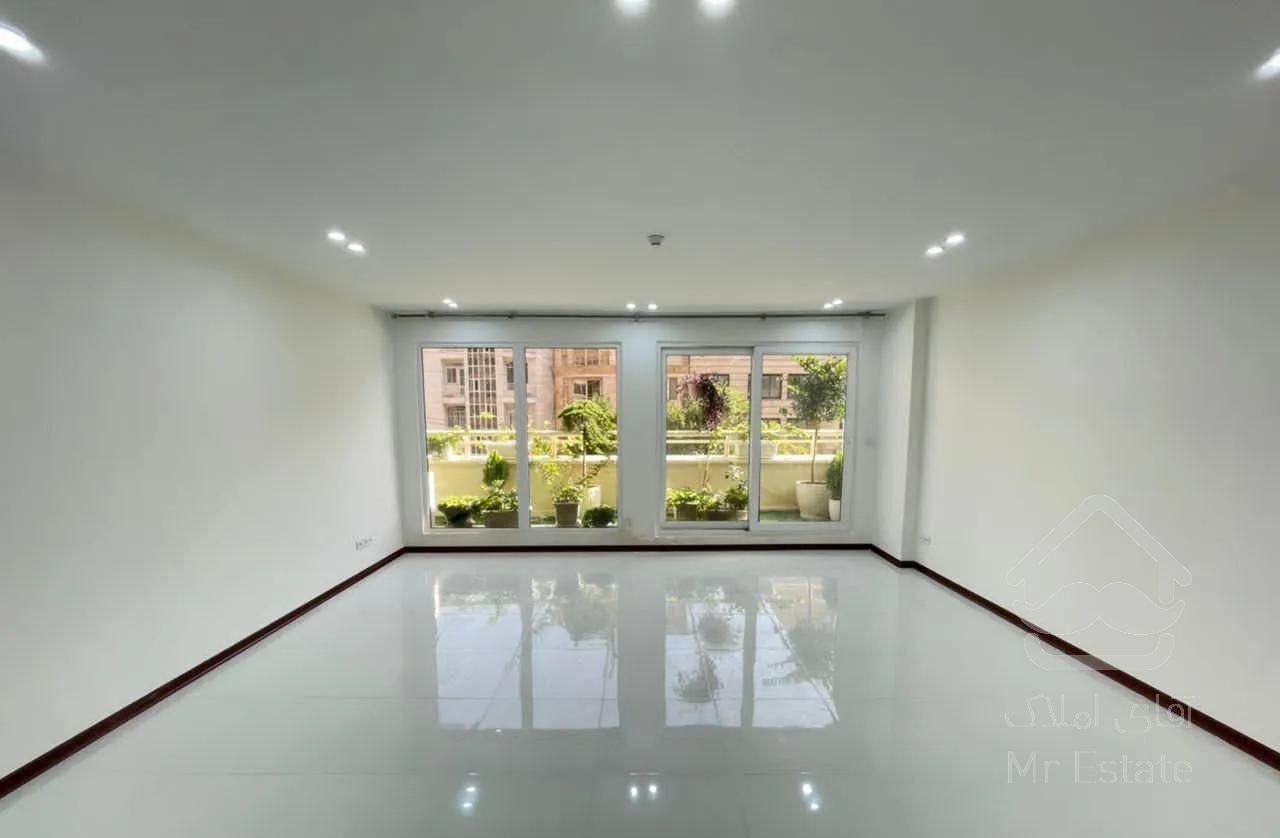 ۷۱ متر / فول امکانات / سالن پرده خور / سردار جنگل