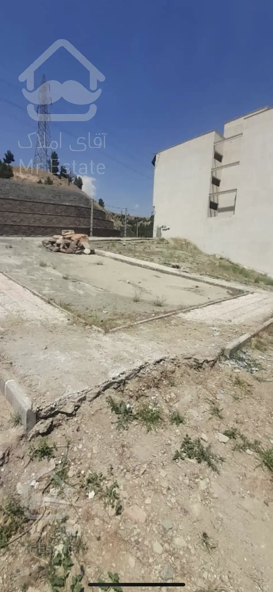 ۱۳۰۰متر زمین بلوار ایثارگران سعادت آباد