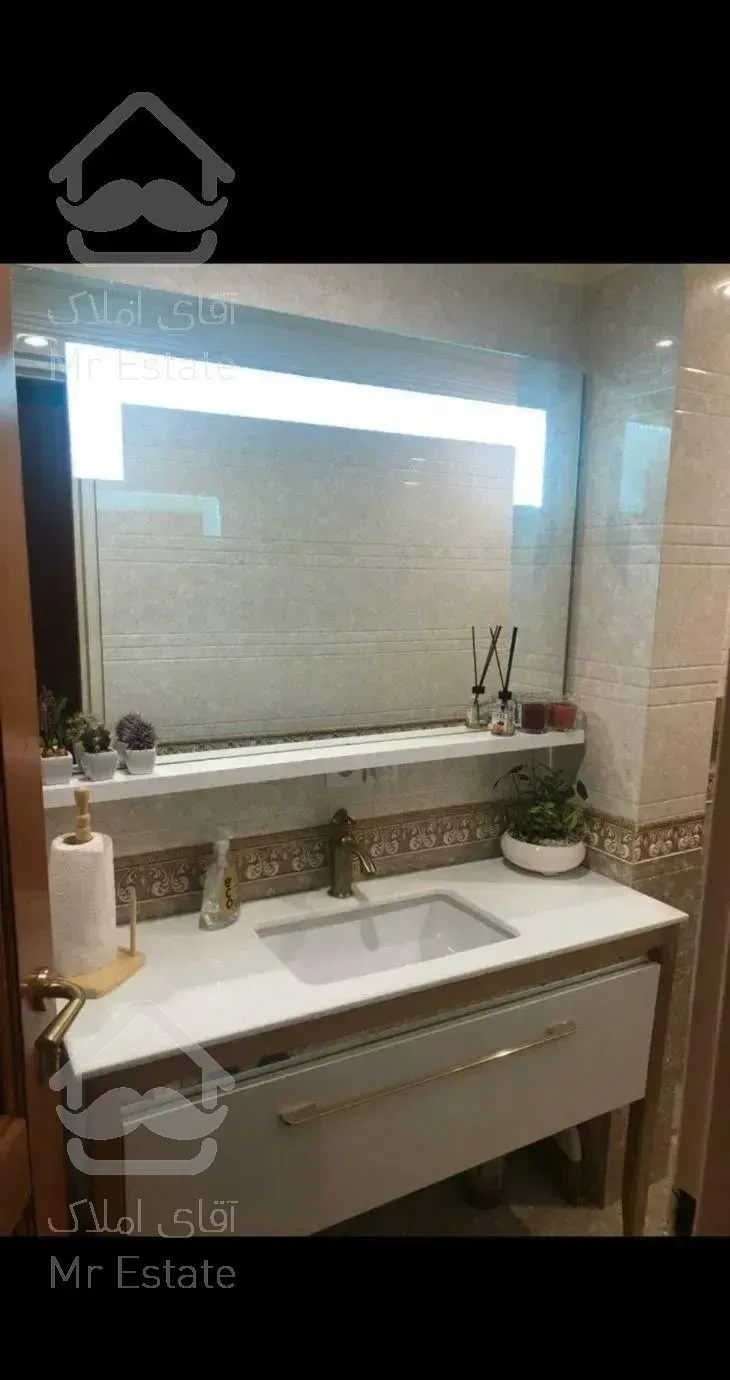 ۱۵۰ مترخوش نقشه شیک سه خوابه