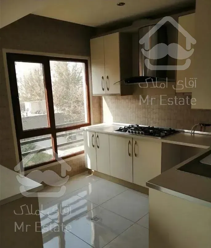 آپارتمان 110 متری 2 خواب در شمس آباد