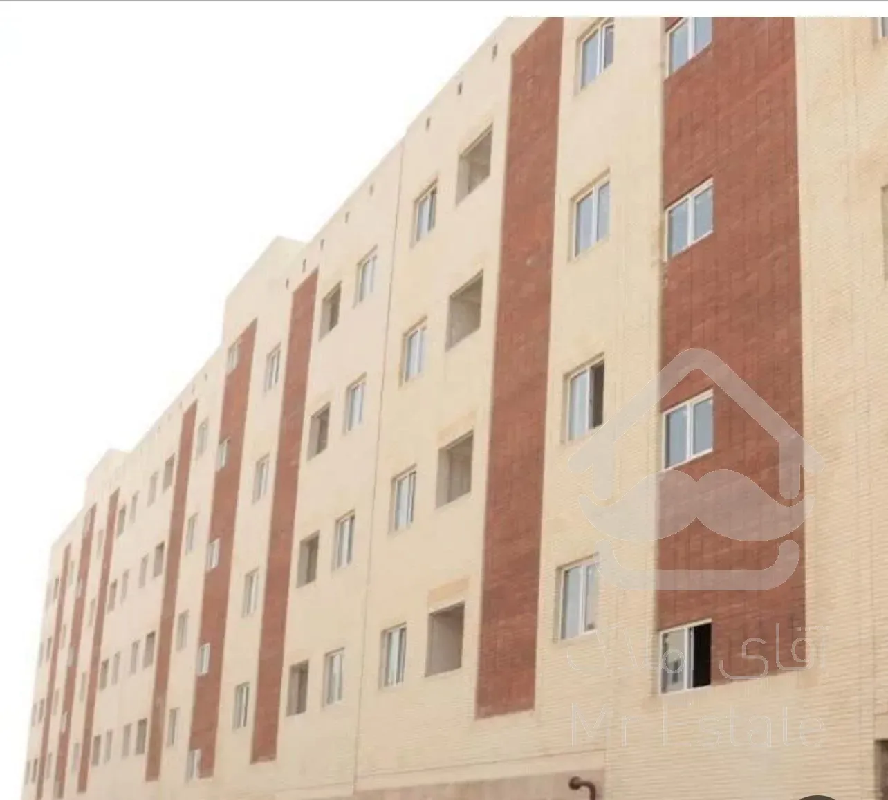 واحد اپارتمان مجتمع شهید محمد خانی صفر بلوار مدرس