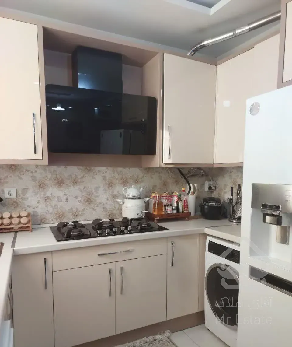 آپارتمان ۴۱ متری/پارکینگدار/طبقه اول/مرتضویی