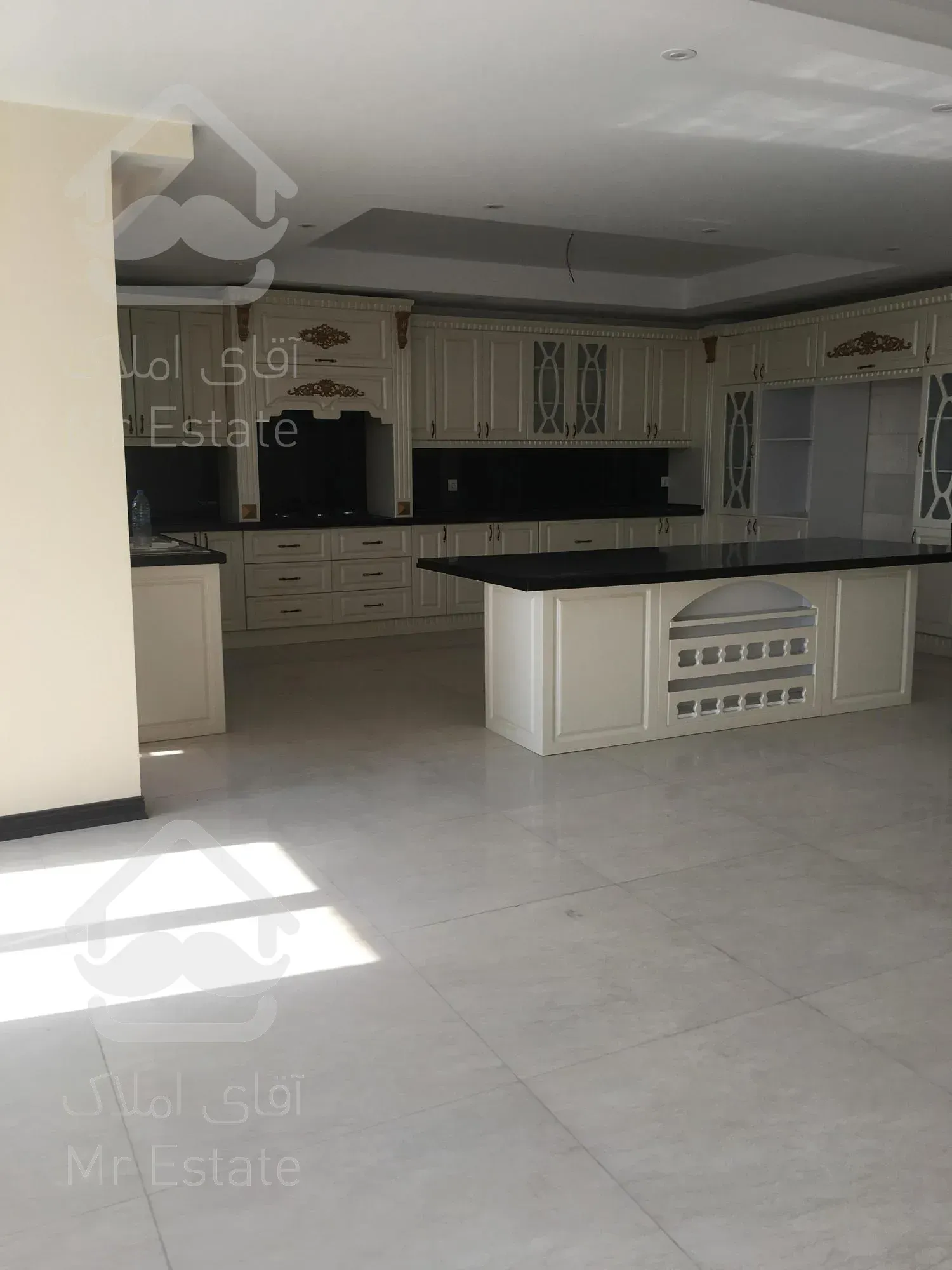 ملک ۳ طبقه یکجا و نوساز در الهیه غرب / اردستانی