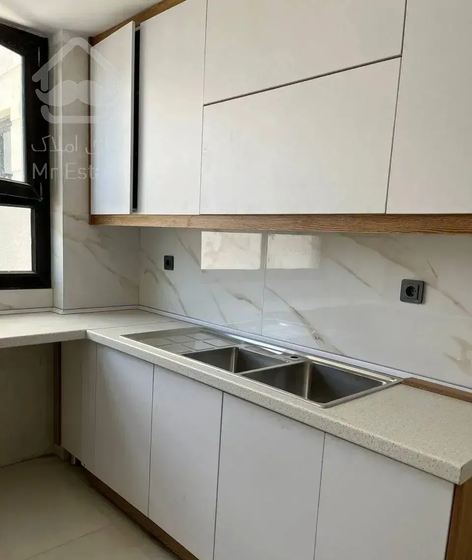 ونک توانیر/ ۱۰۸ متر /امکان سکونت چند ساله