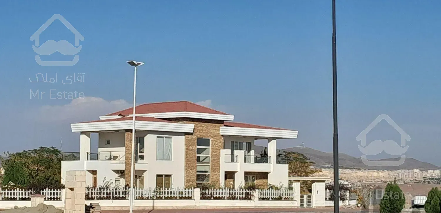 اجرای سقف شیروانی آلاچیق پیشانی