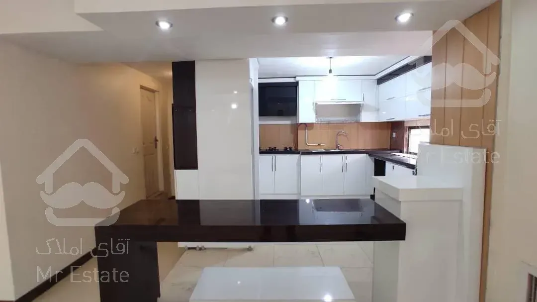 اپارتمان 134متری بلوار جمهوری خیابان خوارزمی