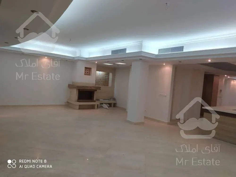 اجاره و رهن آپارتمان زعفرانیه 200  متر شیک