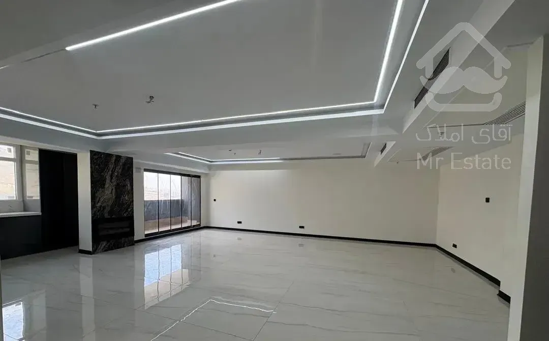 ۲۰۰متر ۳خواب برج لاکچری G پهنه B شهرک چیتگر دریاچه