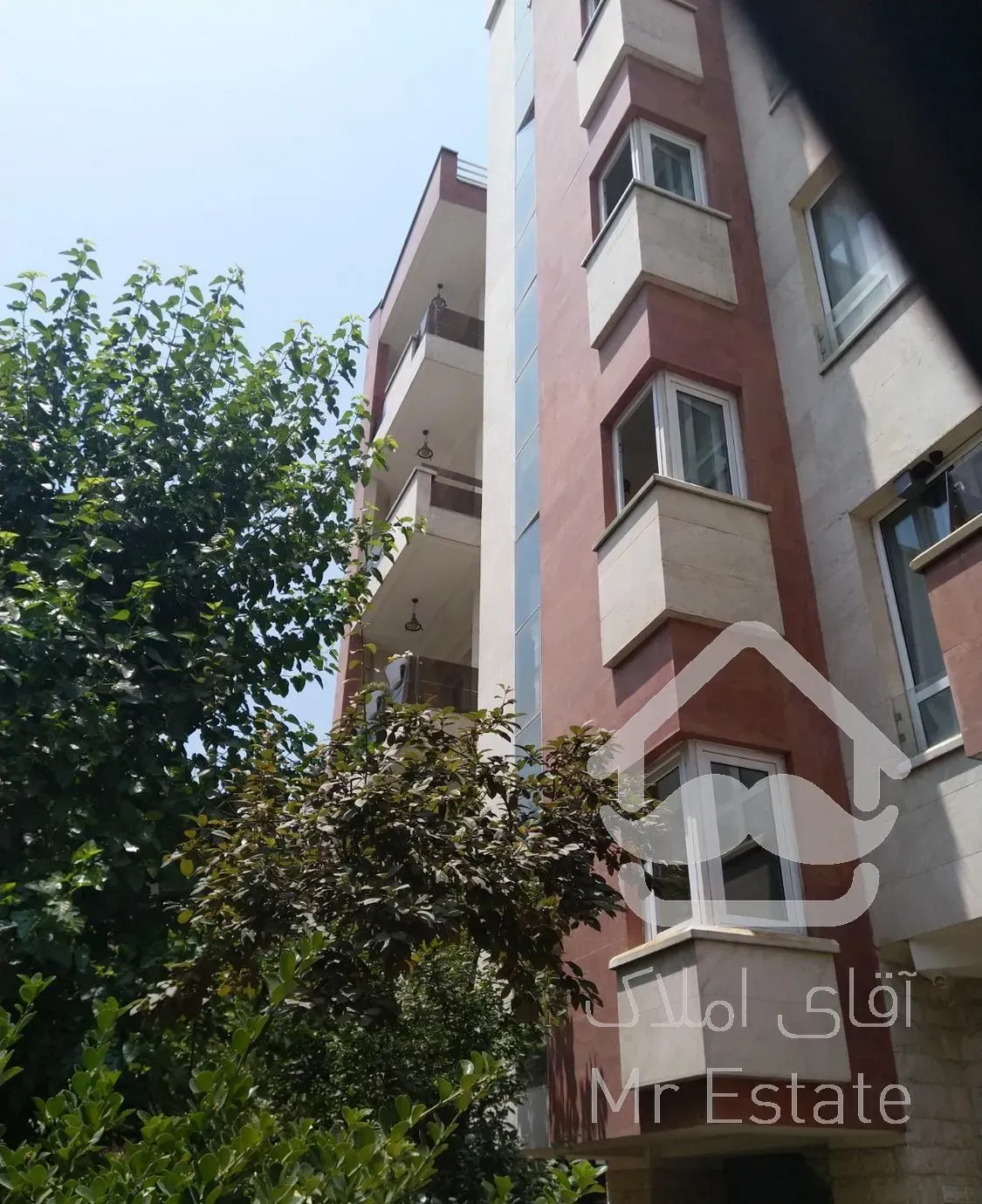 دزاشیب.کریمی.200متر. 4 طبقه تک واحدی