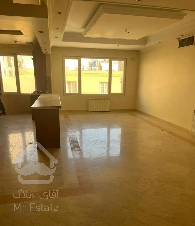 140متر سه خوابه اشرفی خ البرز