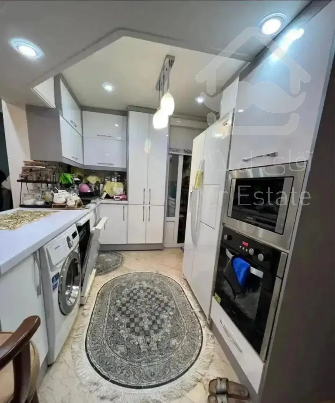 ۶۱متر مهرآباد/پارکینگ دار/فولبازسازی/وام‌دار/لوکس