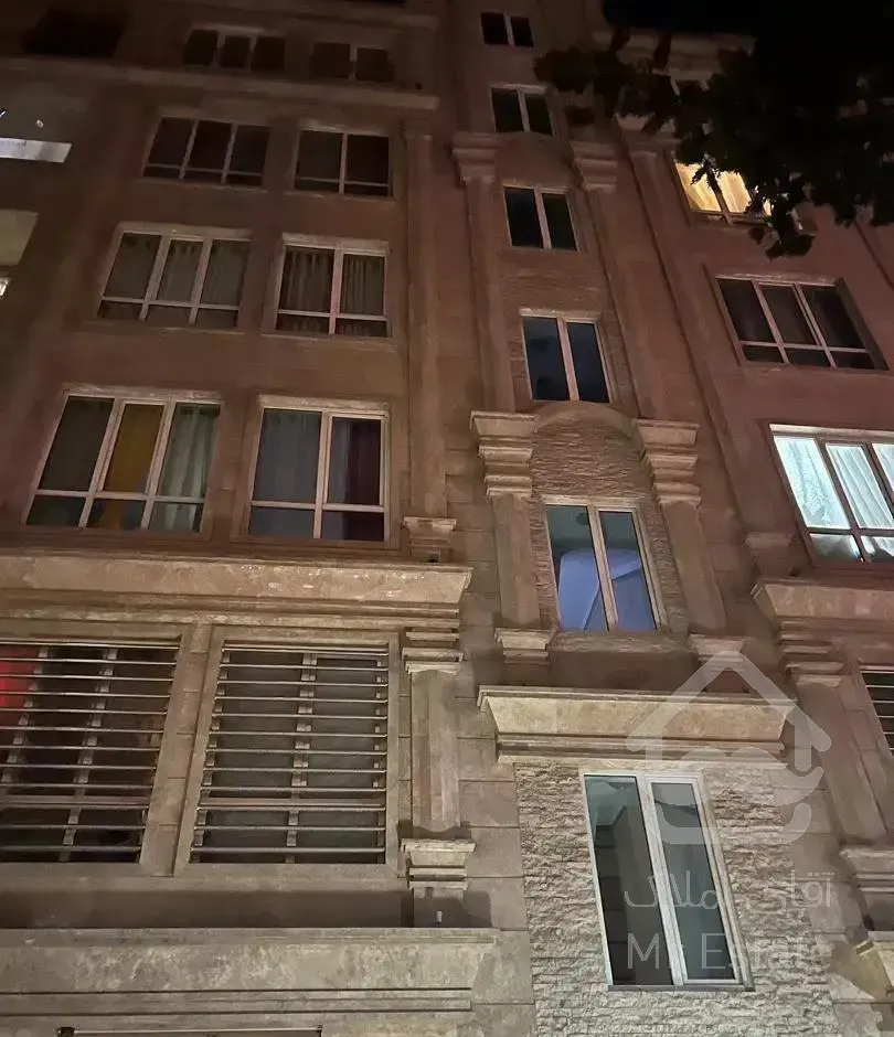 ۶۵ متر ۱ خوابه ۷ ساله فول امکانات(ایزد پناه)