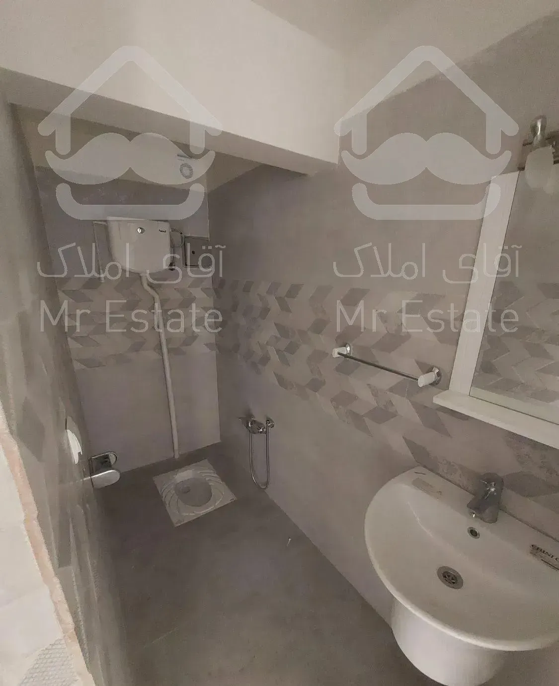 ۱۱۰ متر دوخوابه تک واحدی