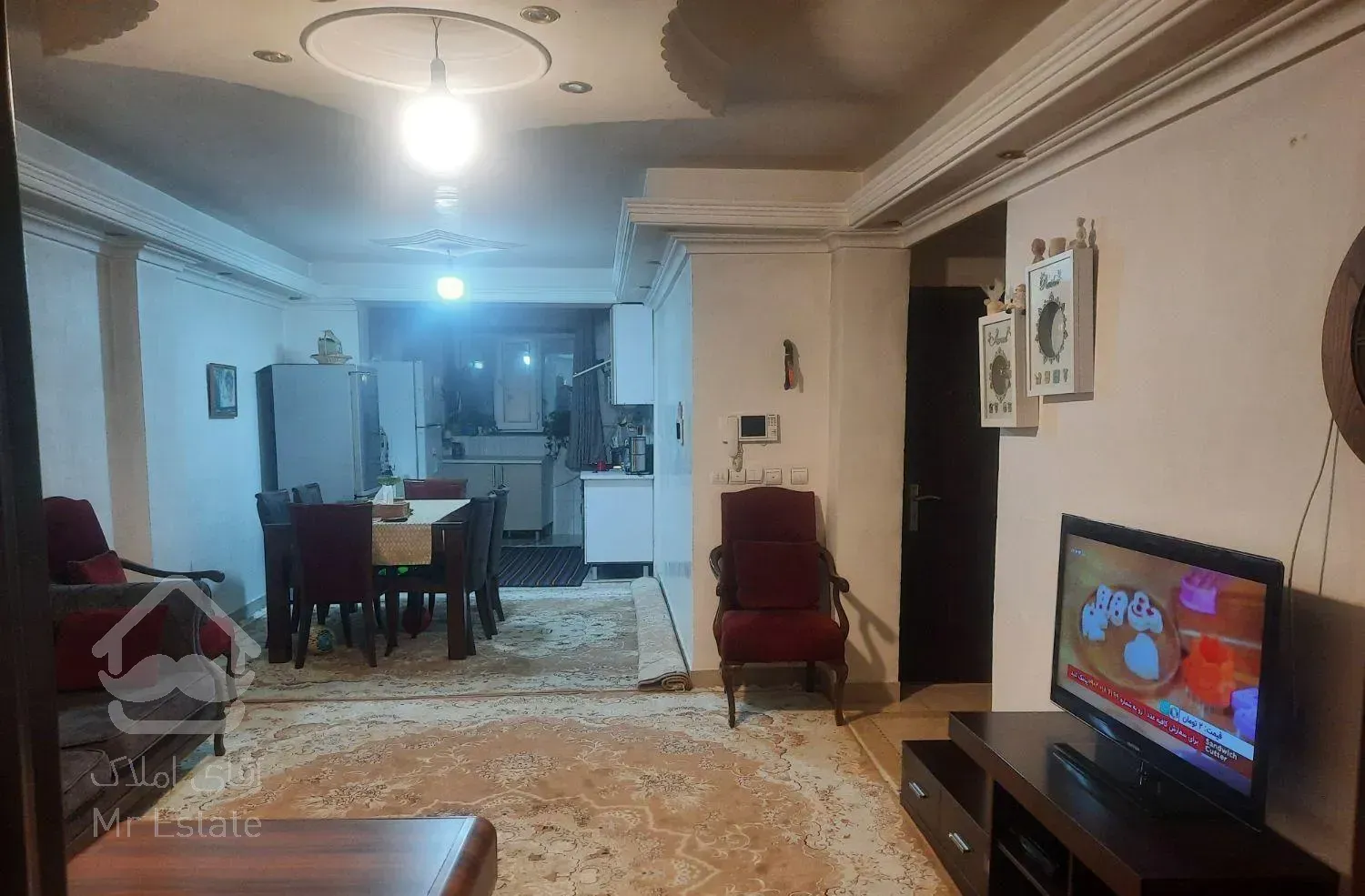 واحد ۶۸ متری شیک و تمیز بر خیابان اصلی حمید عسگری