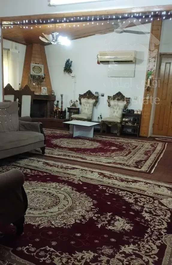 ۳۰۰متری فول مبله خ امام دربست