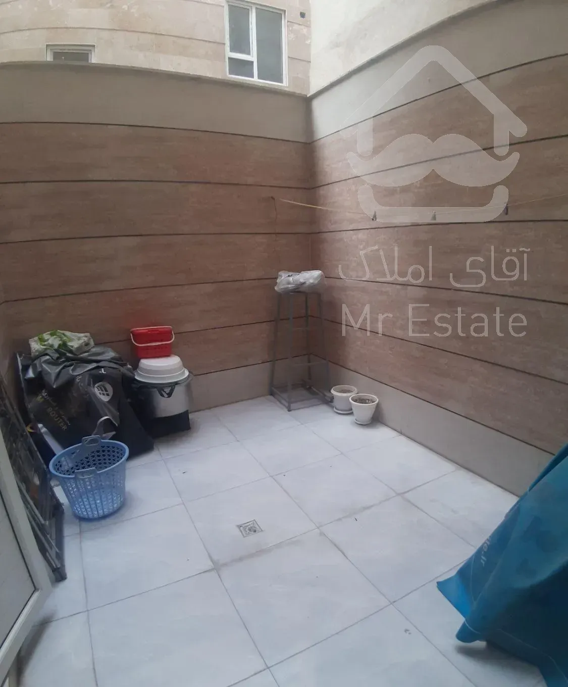 آپارتمان 62 متری دارای پارکینگ موتور