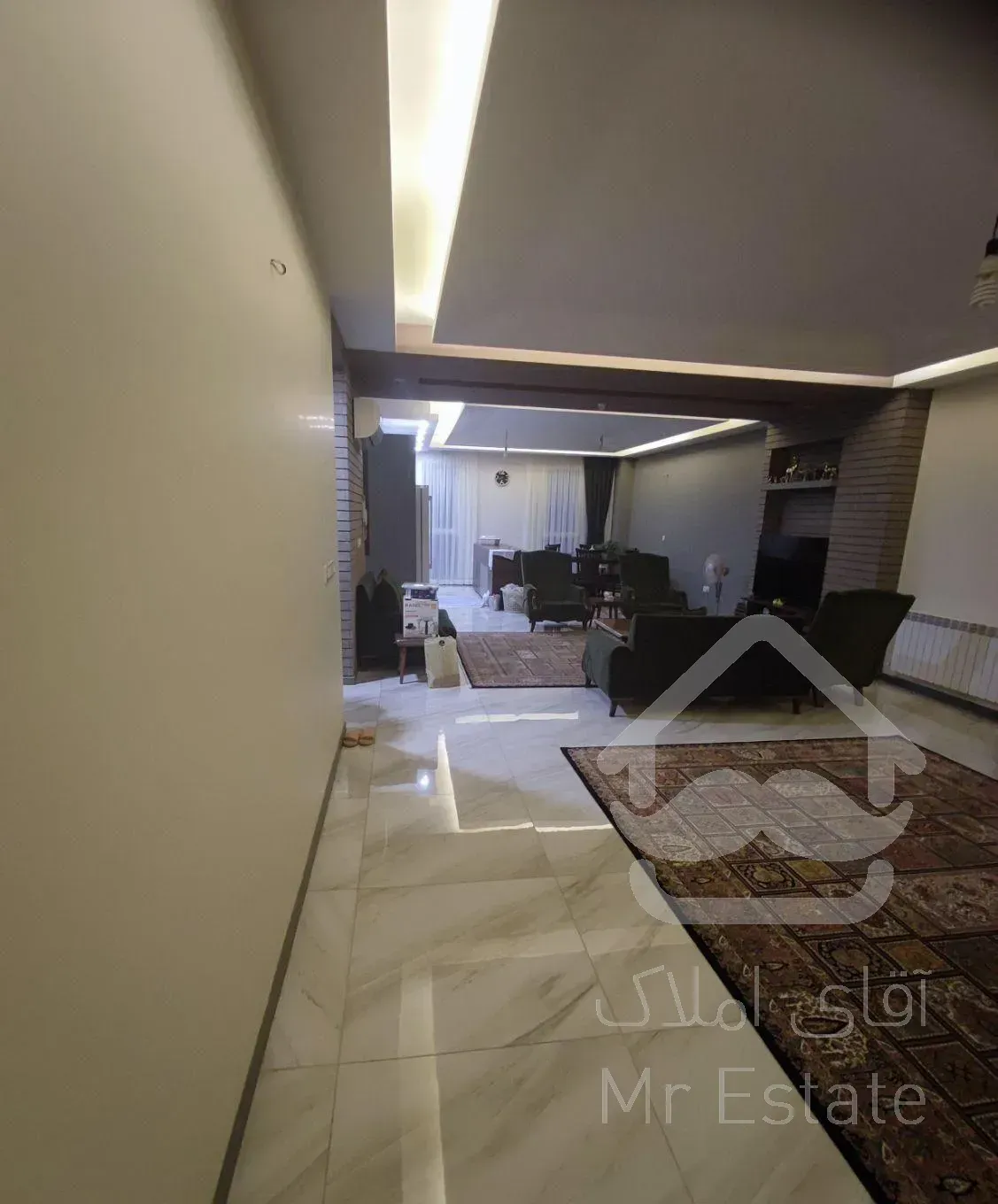 ۱۱۸ متر آپارتمان فول ربذه (خانم صوفی)