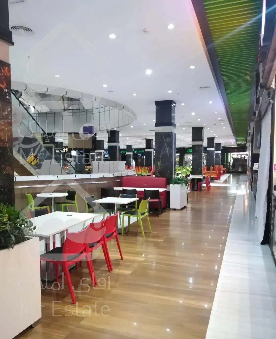 آجودانیه. مجتمع تجاری عرش. 22 مترهمکف