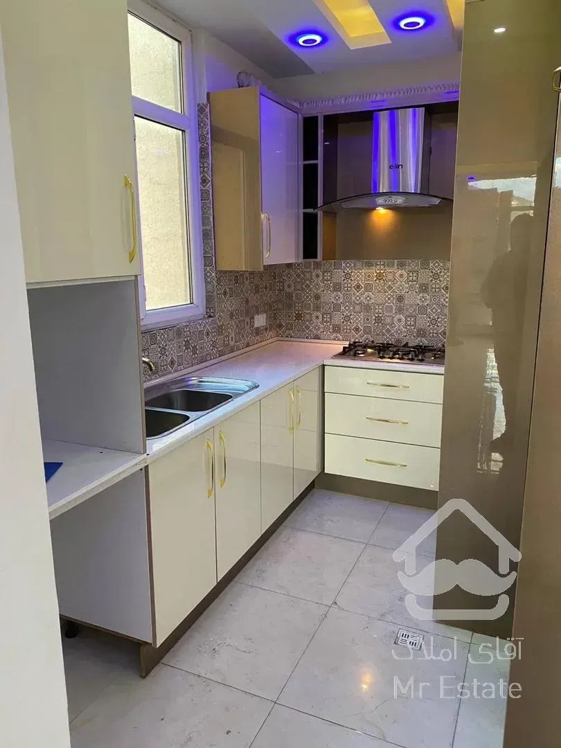 ۷۵متر دوخواب فول امکانات کم سن پونک