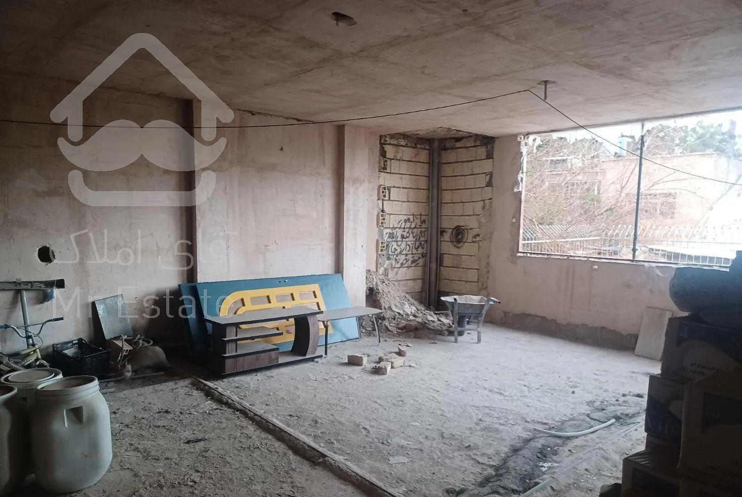 ساختمان در حال نما است