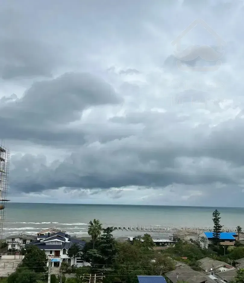 فروش واحد ۲۰۰ متری در قلب کریم آباد