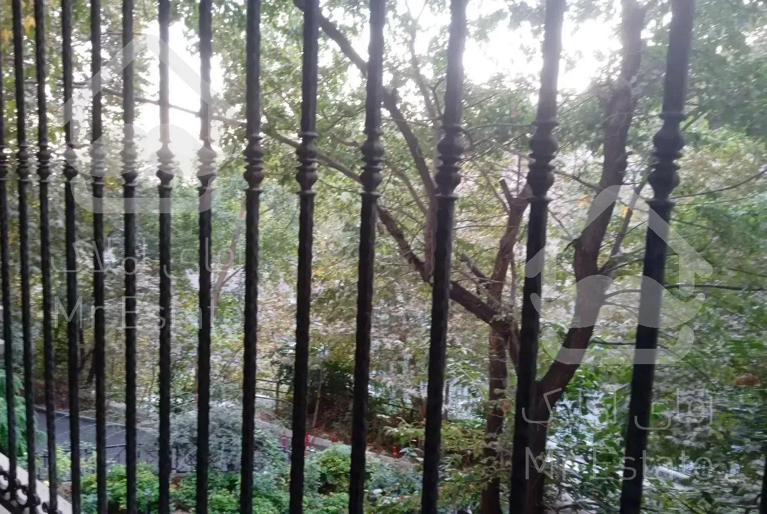 آپارتمان ۱۳۰ متر گلاب دره