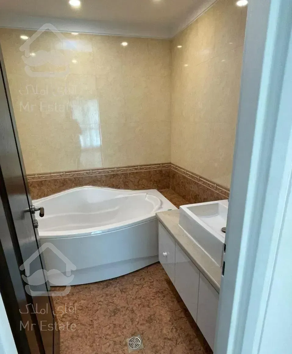 ۱۷۵ متر ولنجک/ ویو بدون مشرف