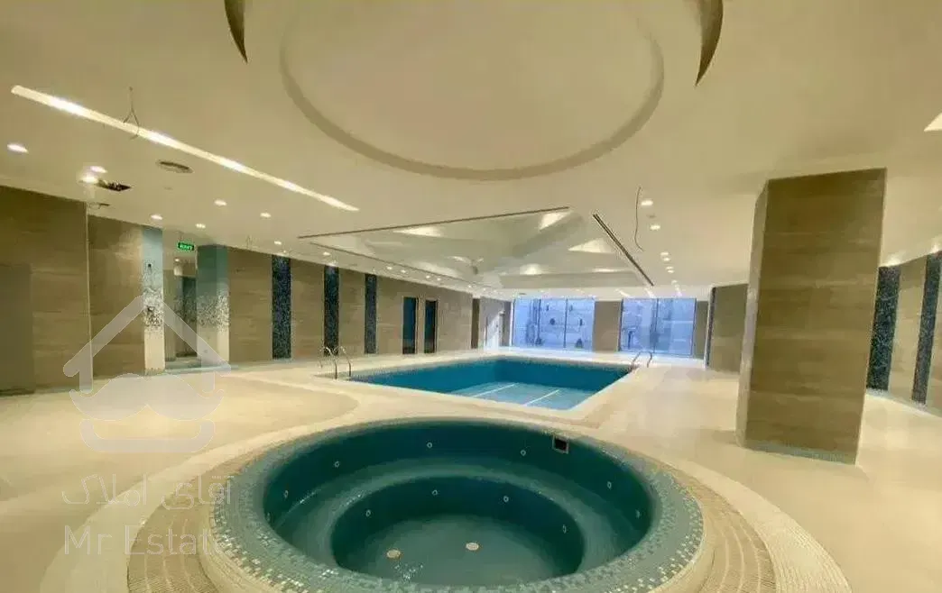 ۱۲۰ متری برج شیک درنیکا ملل