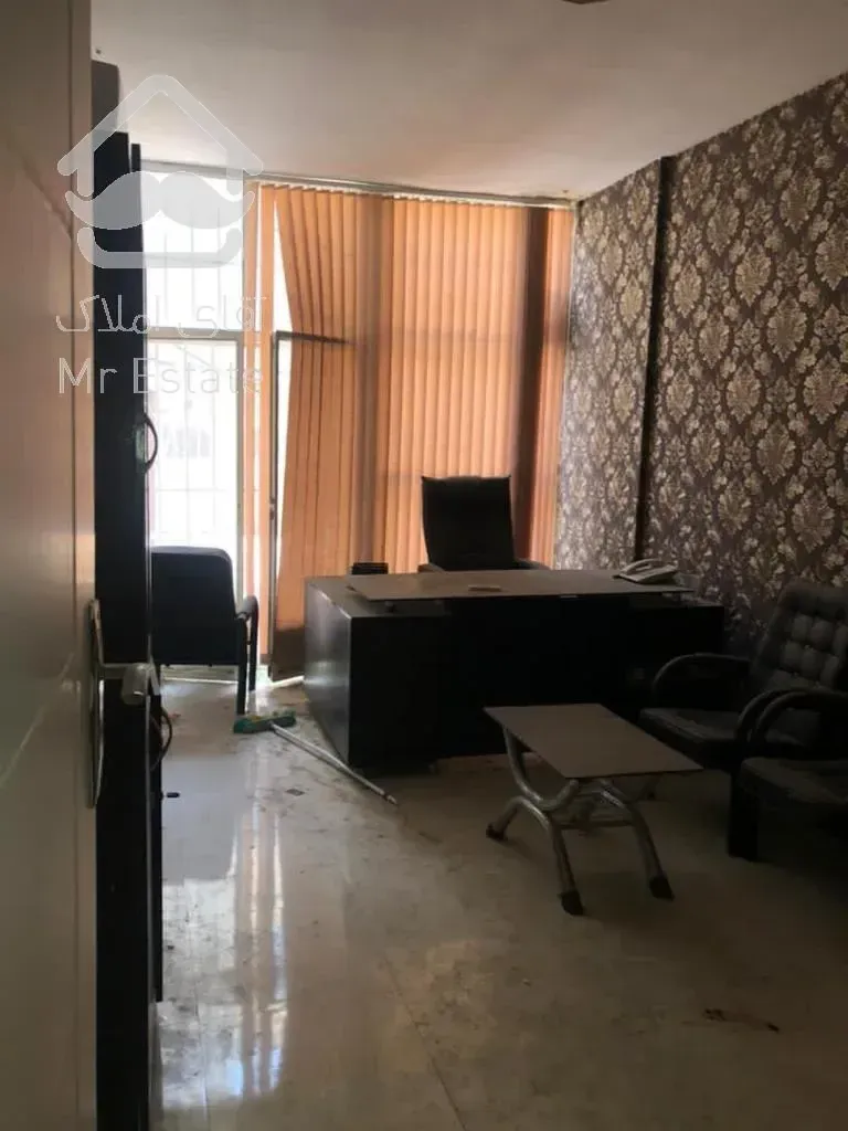 ۱۵۰ متر کلنگی با ۱۵ متر مغازه