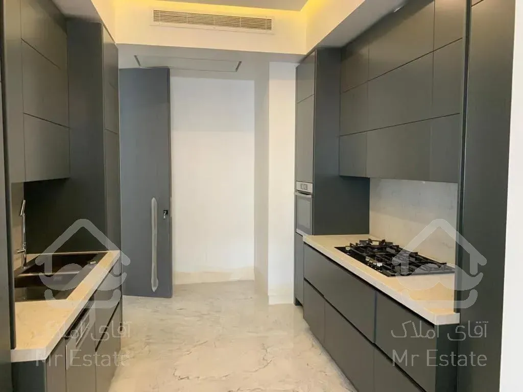 خرید آپارتمان 267 متری سنبل فرمانیه