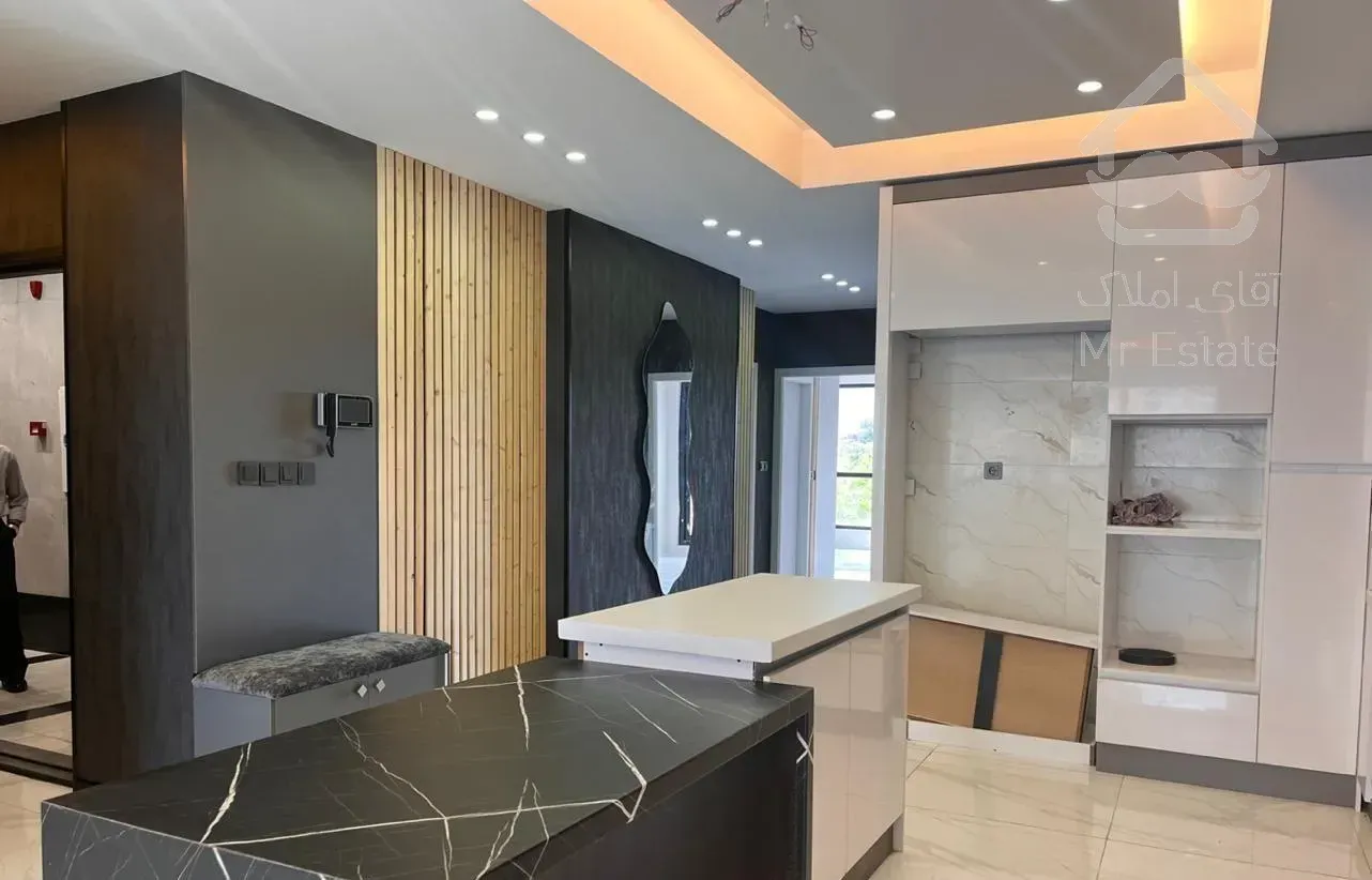 آپارتمان ۱۶۶متری/ ۲خواب مستر، دید همزمان کوه-دریا